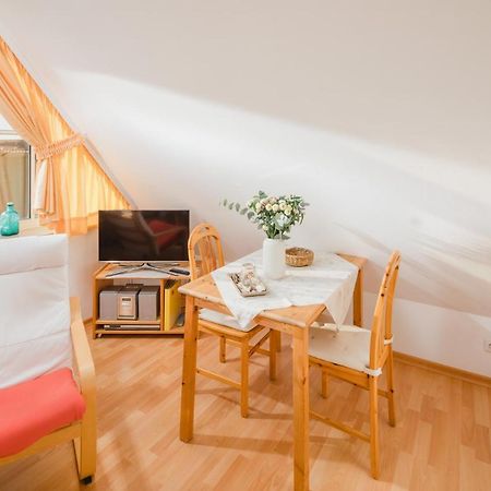 Haus Dwarslooper - Wohnung Luentje Norderney Eksteriør bilde